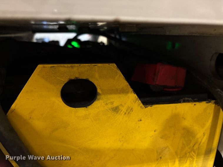 image for item DT2852 2018 Crown RM6025-45 reach truck