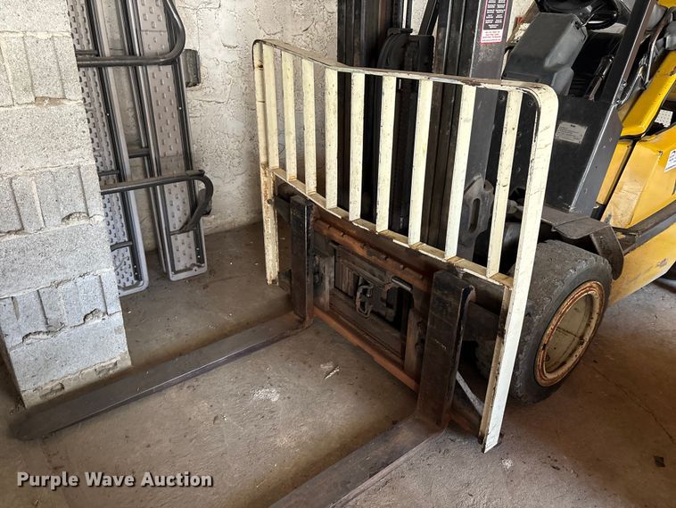 image for item DT2854 1997 Yale GLP065 forklift