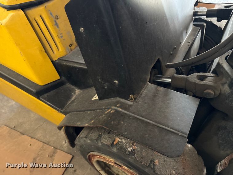 image for item DT2854 1997 Yale GLP065 forklift