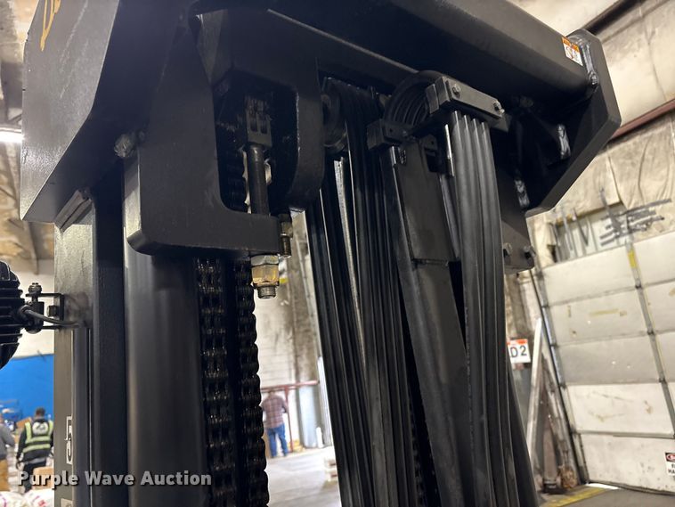 image for item DT2857 2016 Bendi B40IC forklift