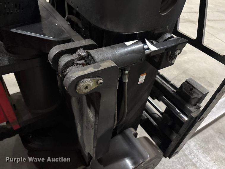 image for item DT2857 2016 Bendi B40IC forklift