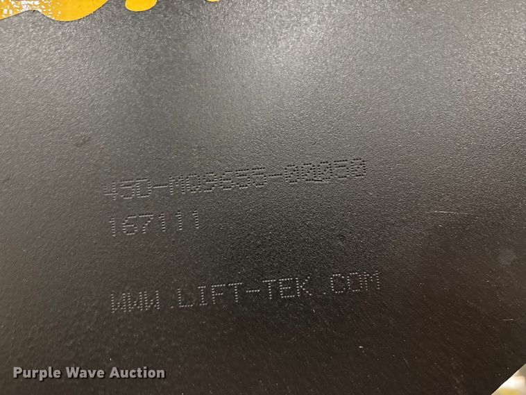 image for item DT2857 2016 Bendi B40IC forklift