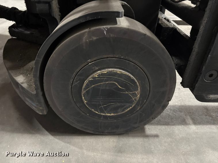 image for item DT2857 2016 Bendi B40IC forklift