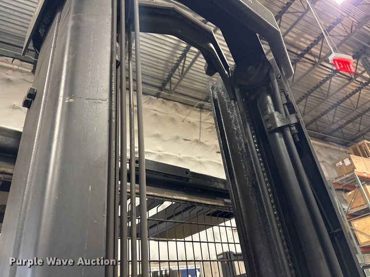 image for item DT2858 2016 Crown SP3520-30 order picker