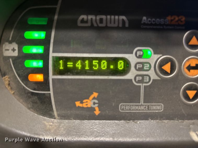 image for item DT2858 2016 Crown SP3520-30 order picker