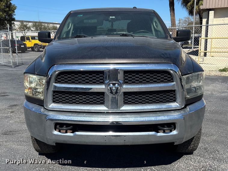 image for item DU0394 2018 RAM 2500 pickup truck