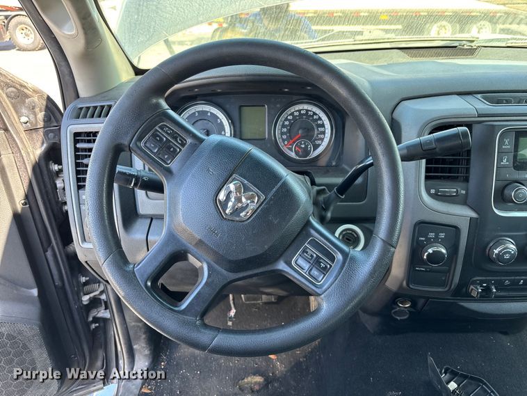 image for item DU0394 2018 RAM 2500 pickup truck