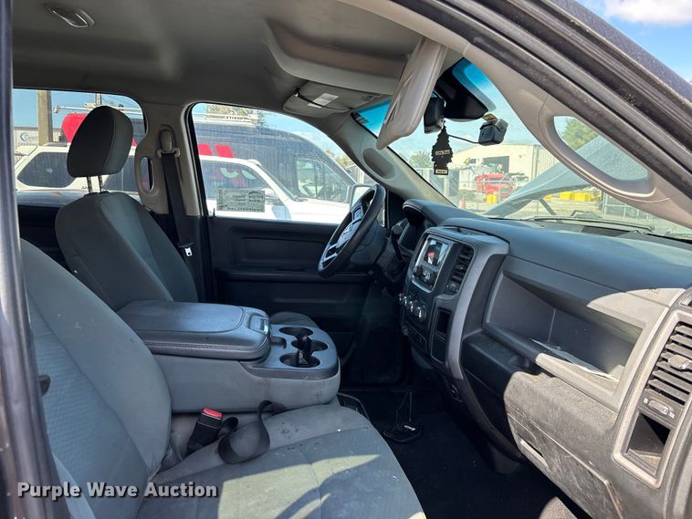 image for item DU0394 2018 RAM 2500 pickup truck