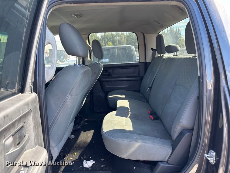 image for item DU0394 2018 RAM 2500 pickup truck