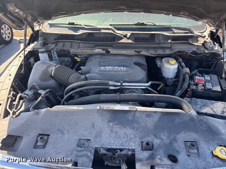 image for item DU0394 2018 RAM 2500 pickup truck