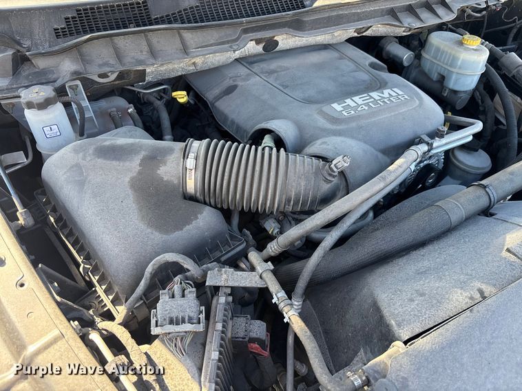 image for item DU0394 2018 RAM 2500 pickup truck