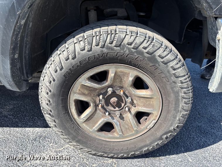 image for item DU0394 2018 RAM 2500 pickup truck