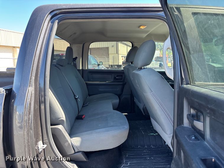 image for item DU0395 2018 RAM 2500 Crew Cab pickup truck