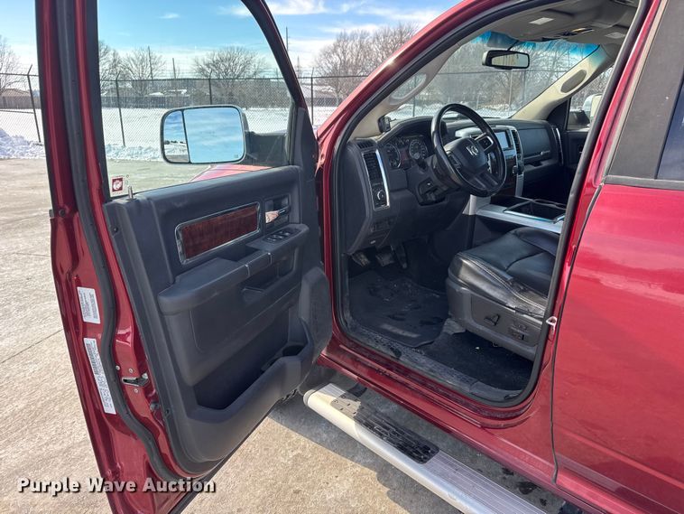 image for item DU6908 2011 Dodge Ram 2500 Crew Cab pickup truck