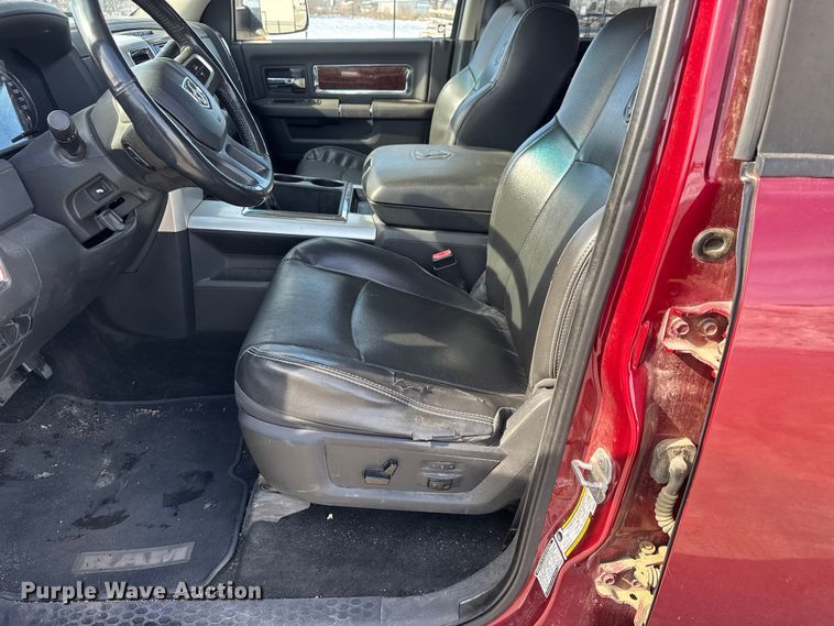 image for item DU6908 2011 Dodge Ram 2500 Crew Cab pickup truck