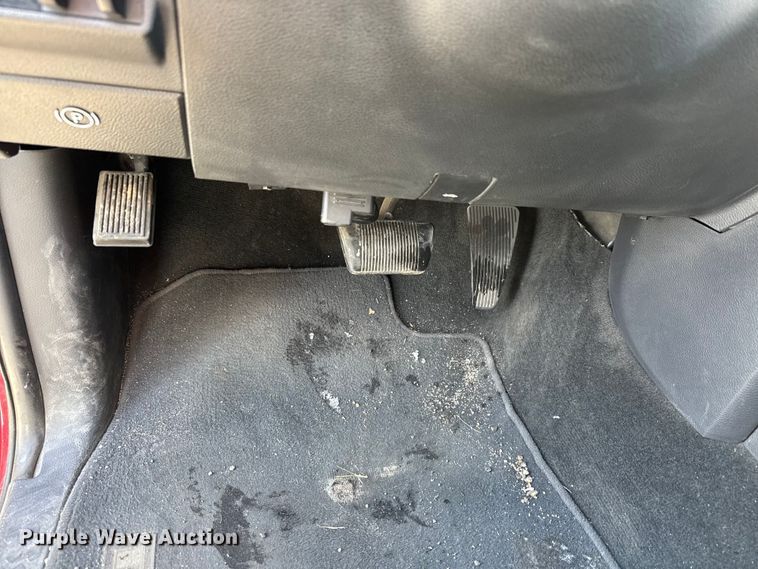 image for item DU6908 2011 Dodge Ram 2500 Crew Cab pickup truck