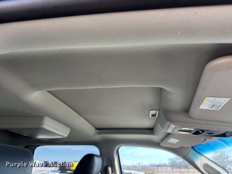 image for item DU6908 2011 Dodge Ram 2500 Crew Cab pickup truck