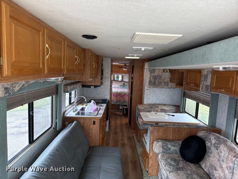 image for item DZ4397 1999 Gulf Stream Sun Sport RV