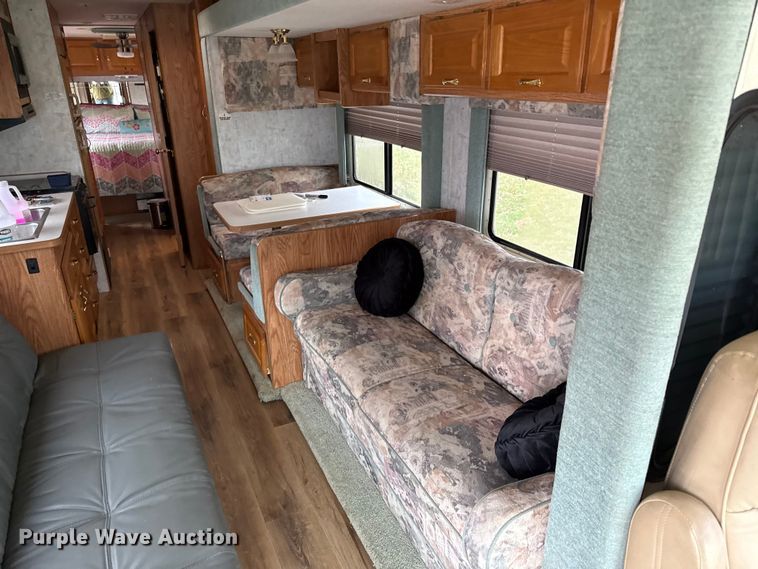 image for item DZ4397 1999 Gulf Stream Sun Sport RV