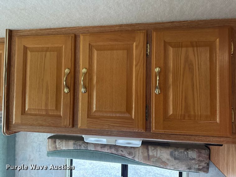 image for item DZ4397 1999 Gulf Stream Sun Sport RV