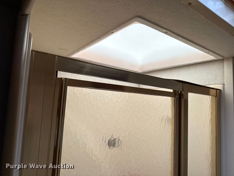 image for item DZ4397 1999 Gulf Stream Sun Sport RV