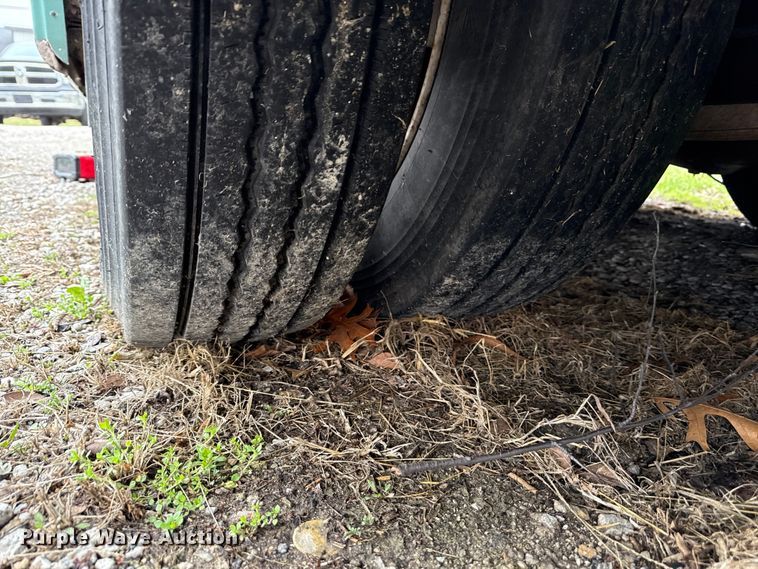 image for item DZ4397 1999 Gulf Stream Sun Sport RV