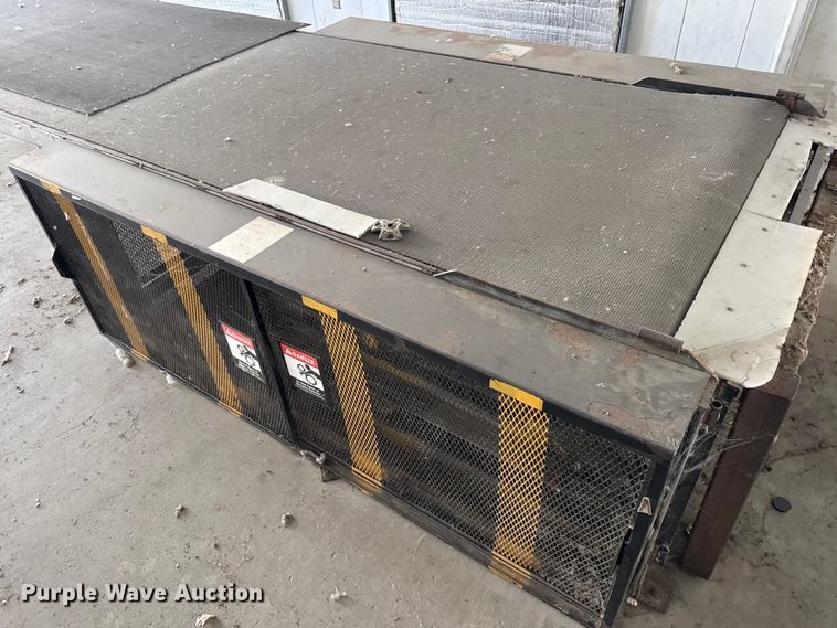 image for item DZ4398 Loading docks