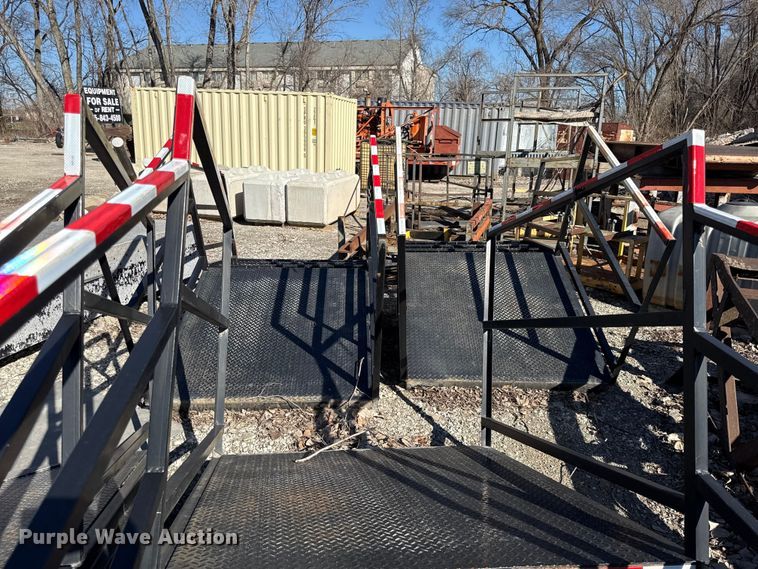 image for item DZ4398 Loading docks