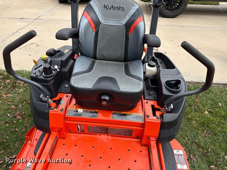 image for item DZ4401 Kubota Z412 ZTR lawn mower