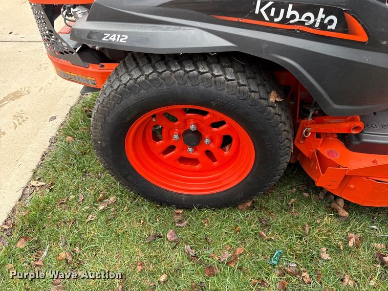 image for item DZ4401 Kubota Z412 ZTR lawn mower
