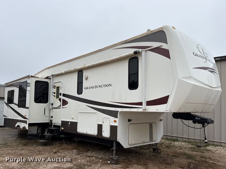 image for item DZ5150 2008 Dutchmen Grand Junction camper