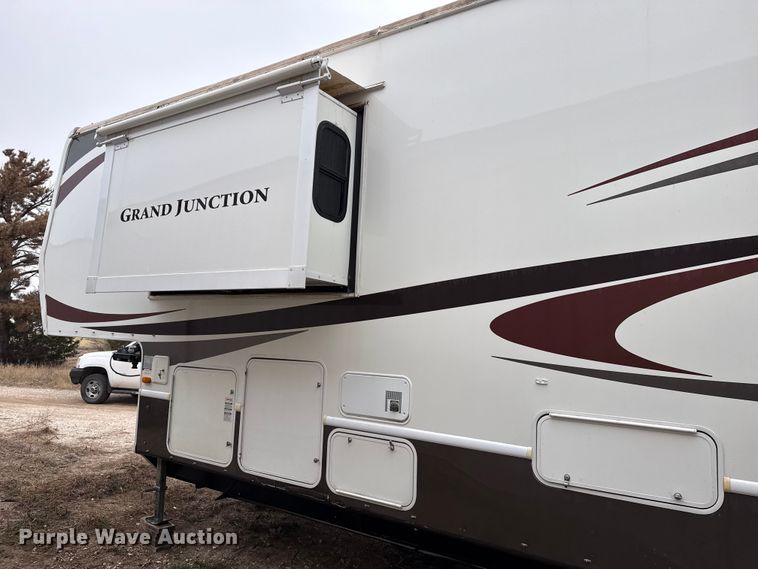 image for item DZ5150 2008 Dutchmen Grand Junction camper