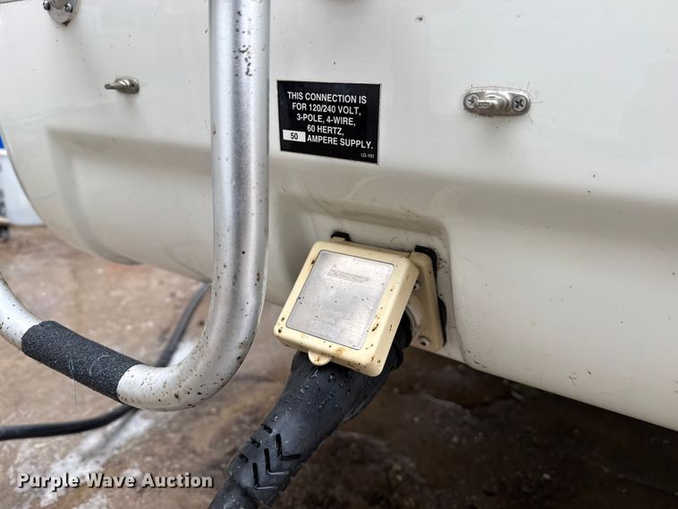 image for item DZ5150 2008 Dutchmen Grand Junction camper