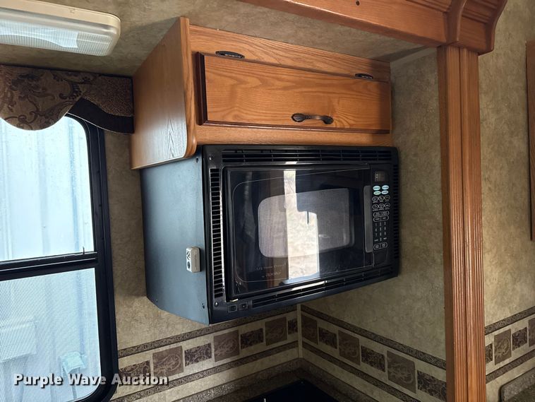 image for item DZ5150 2008 Dutchmen Grand Junction camper