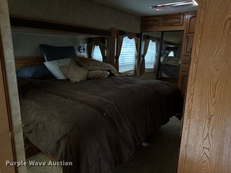 image for item DZ5150 2008 Dutchmen Grand Junction camper