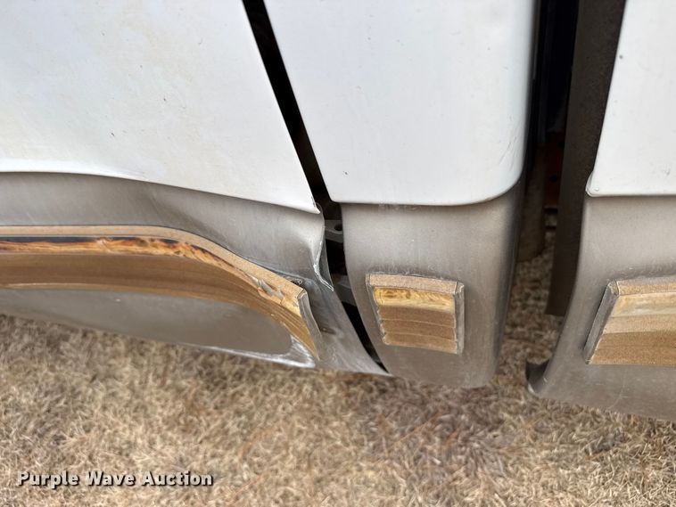 image for item DZ5158 2002 Chevrolet Silverado 1500 Ext. Cab pickup truck