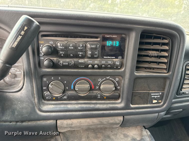 image for item DZ5158 2002 Chevrolet Silverado 1500 Ext. Cab pickup truck