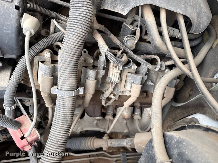 image for item DZ5158 2002 Chevrolet Silverado 1500 Ext. Cab pickup truck