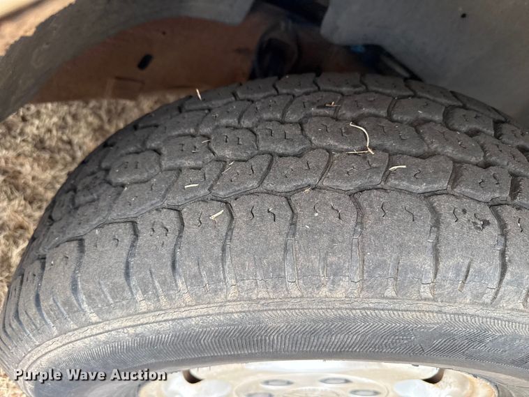 image for item DZ5158 2002 Chevrolet Silverado 1500 Ext. Cab pickup truck