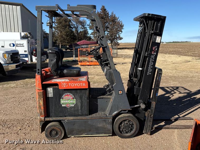 image for item DZ5188 Toyota 7FBCU18 forklift