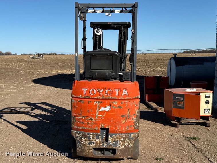 image for item DZ5188 Toyota 7FBCU18 forklift