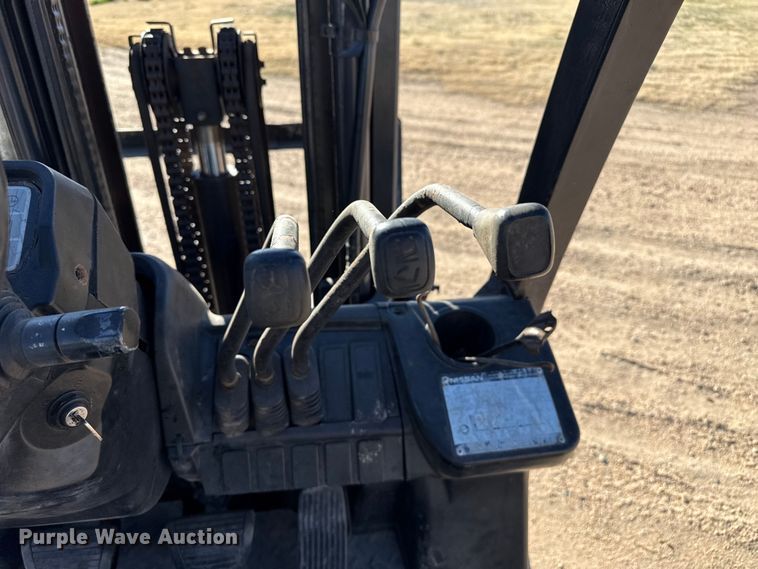 image for item DZ5190 Nissan MCP1F2A25LV forklift
