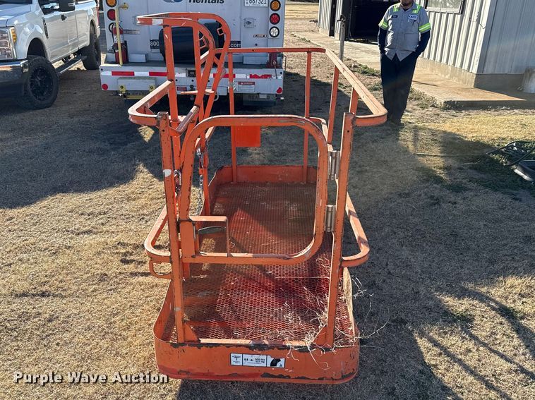 image for item DZ5190 Nissan MCP1F2A25LV forklift