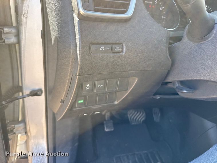 image for item DZ5192 2016 Nissan Rogue SUV