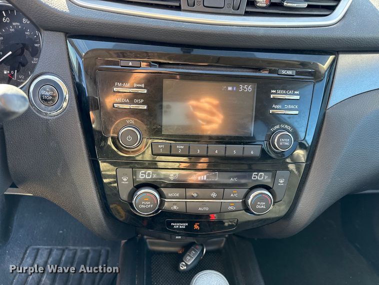 image for item DZ5192 2016 Nissan Rogue SUV