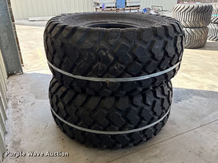 image for item DZ5220 (4) tires