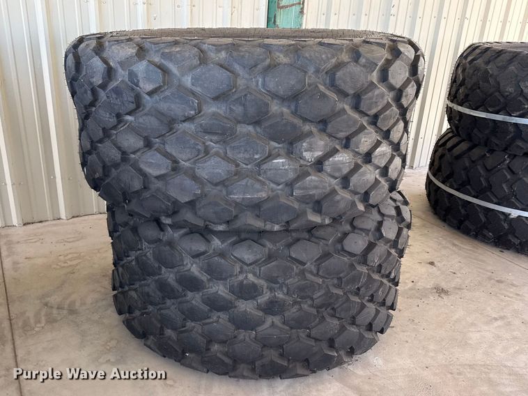 image for item DZ5221 (4) tires