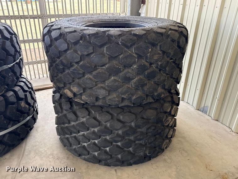 image for item DZ5221 (4) tires