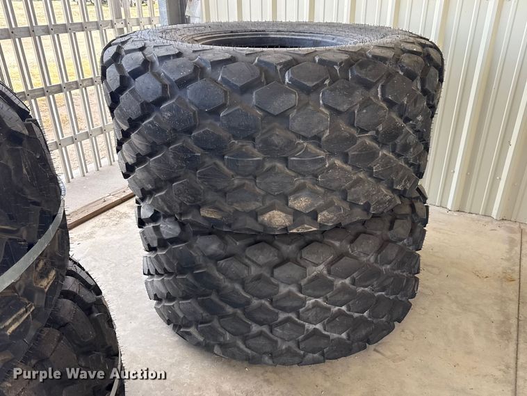 image for item DZ5221 (4) tires