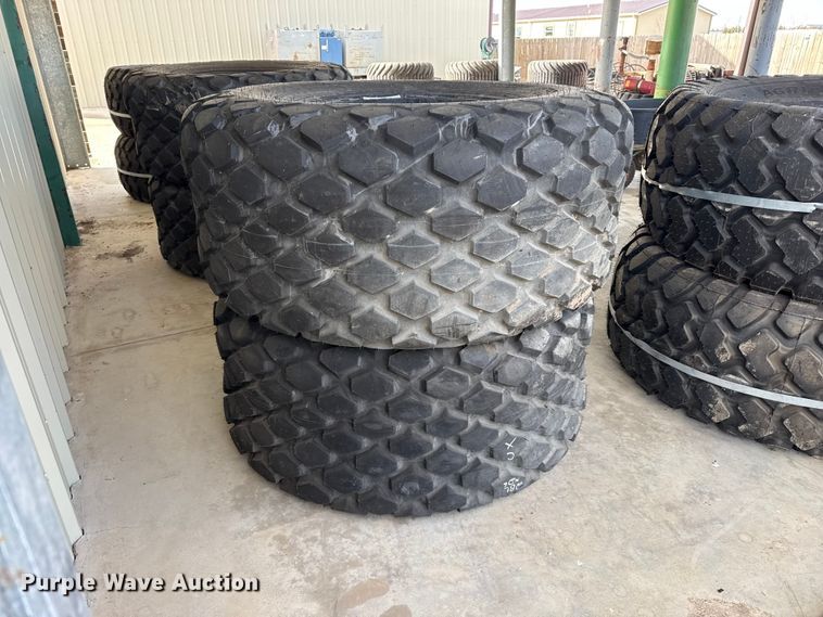 image for item DZ5221 (4) tires